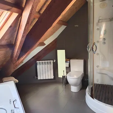 Cies Homes Praza M Diego Santos 公寓